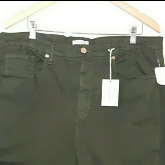 Good American • Olive Good Legs Skinny - Picture 8 of 8